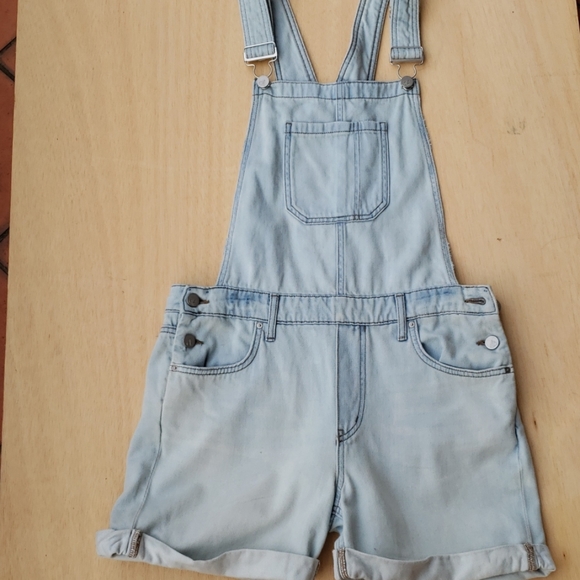Calvin Klein Jeans Pants - Calvin Klein Jean's light wash short overalls NWOT